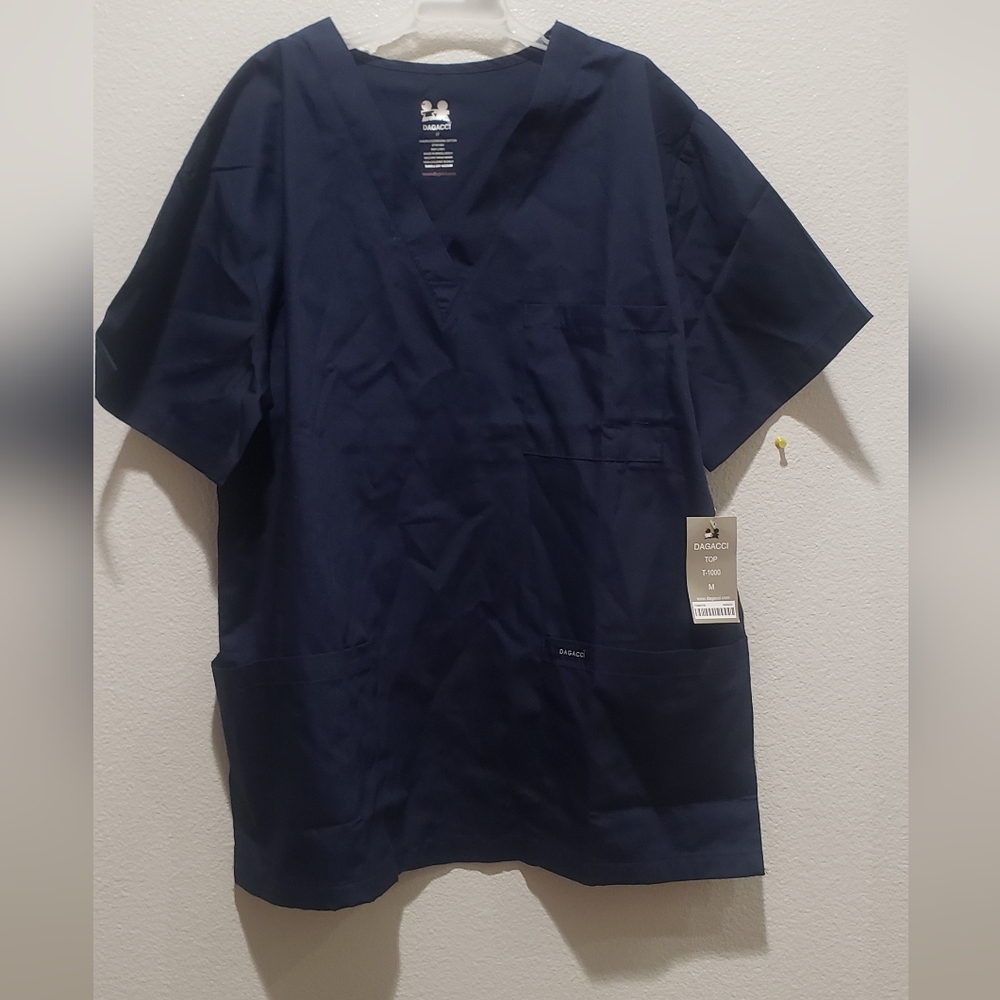 Dagacci medium navy scrub top